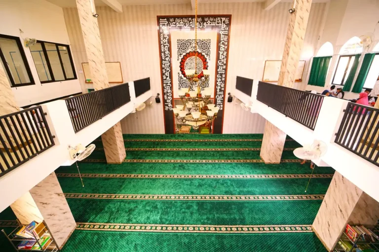 Masjid Jami' Kautsar Ikhlas Surabaya - Farah's Carpet