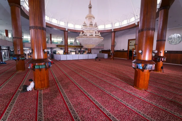 Masjid Sabilillah Malang - Farah's Carpet